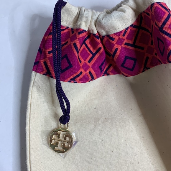 Tory Burch Extra Large 21” Drawstring Laundry Storage Travel Bag New - Picture 2 of 3